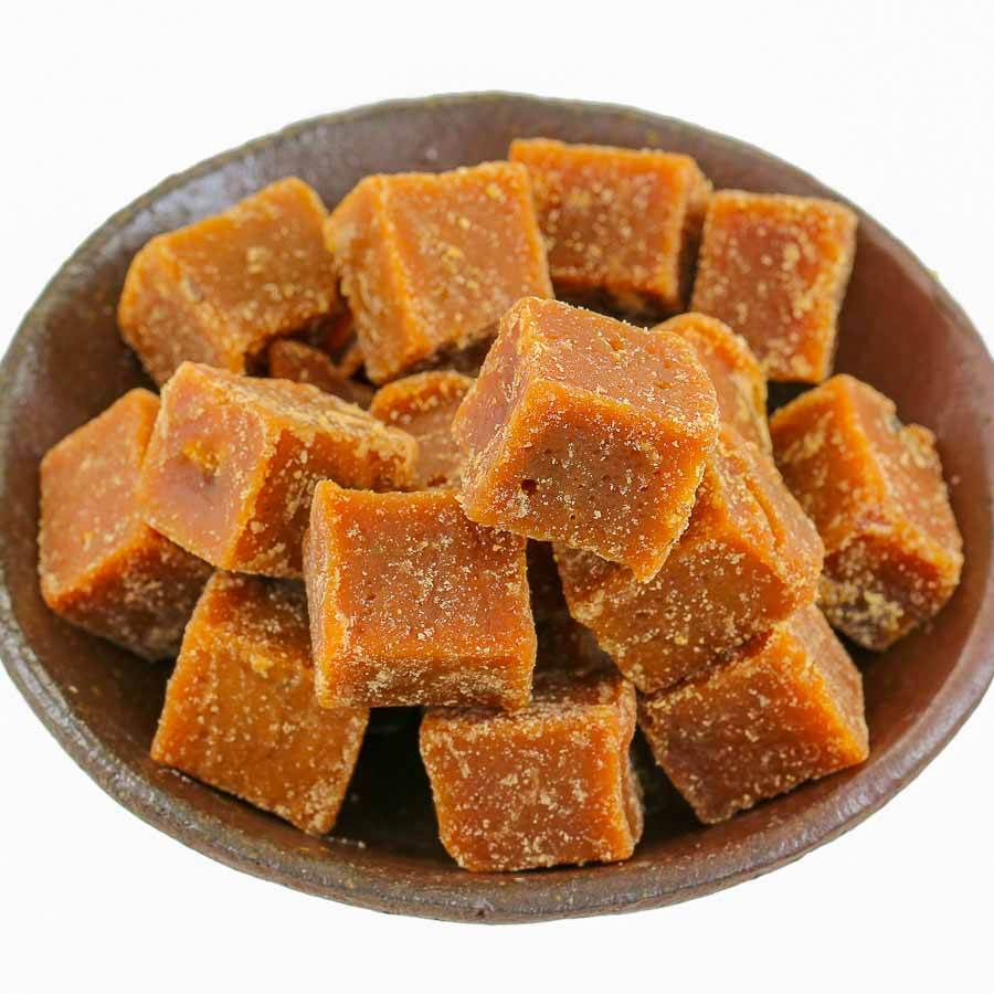 Organic jaggery square